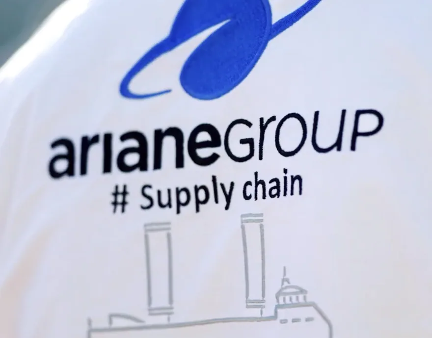 Un t-shirt ArianeGroup « Supply chain », partenaire du projet Canopée